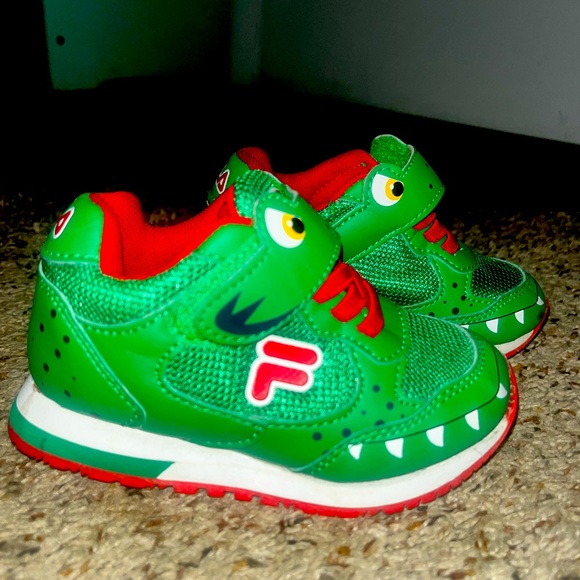 Fila sneakers toddler boy size 5 alligator shoes - Picture 2 of 5
